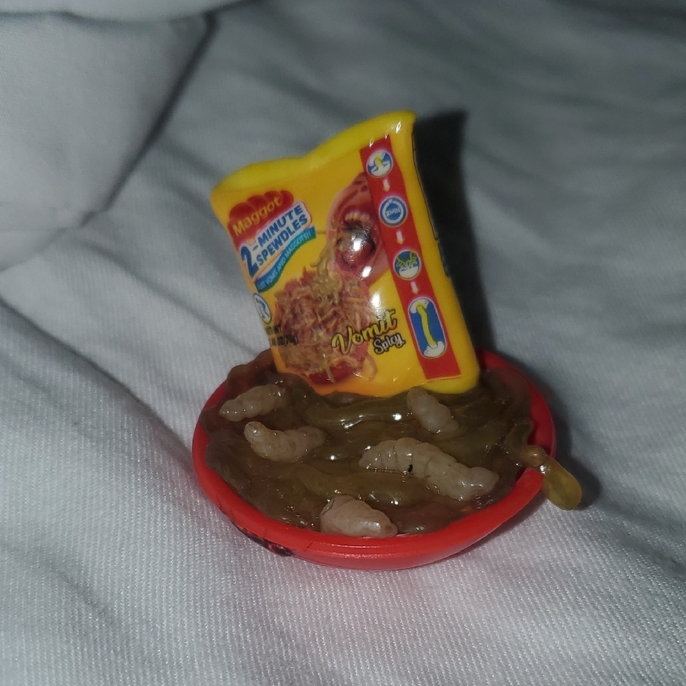 Gross Vomit Thing My Sis Gave Me (Just A Toy!!)